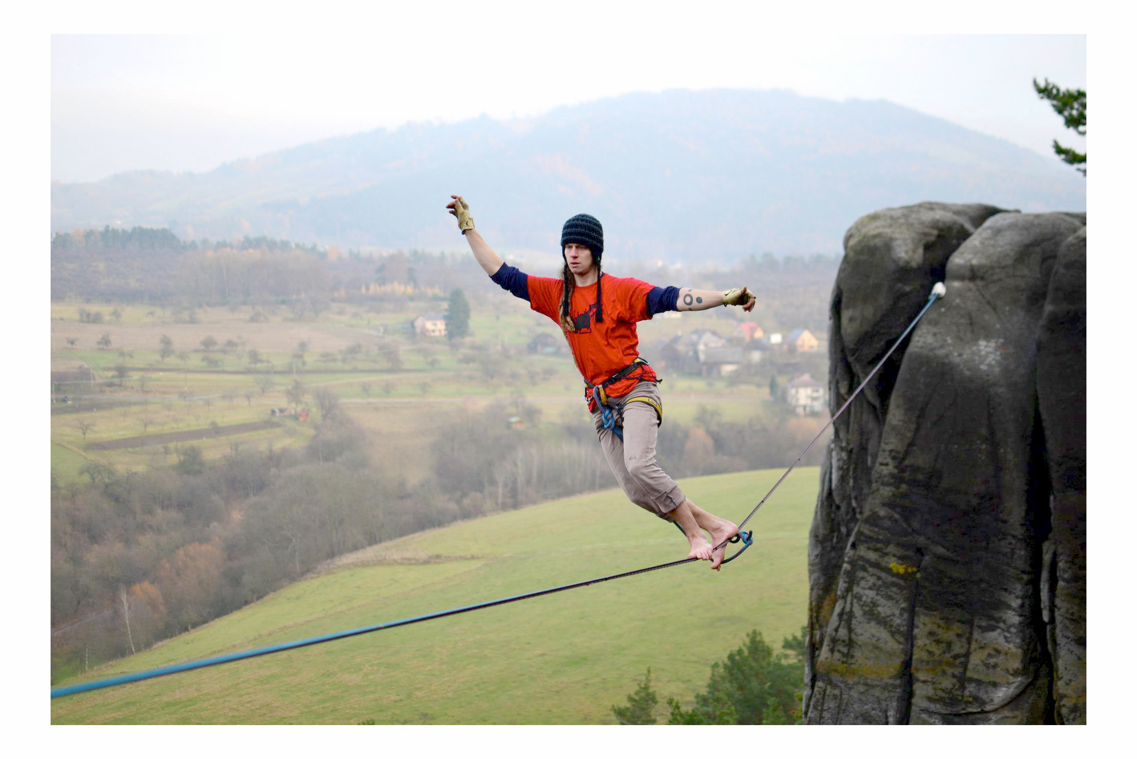 Jakub Hanuš na highline