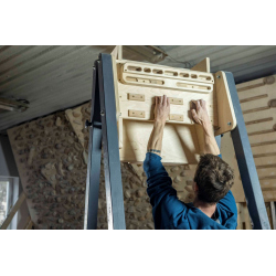 Hangboard with micros on the other side of Portal